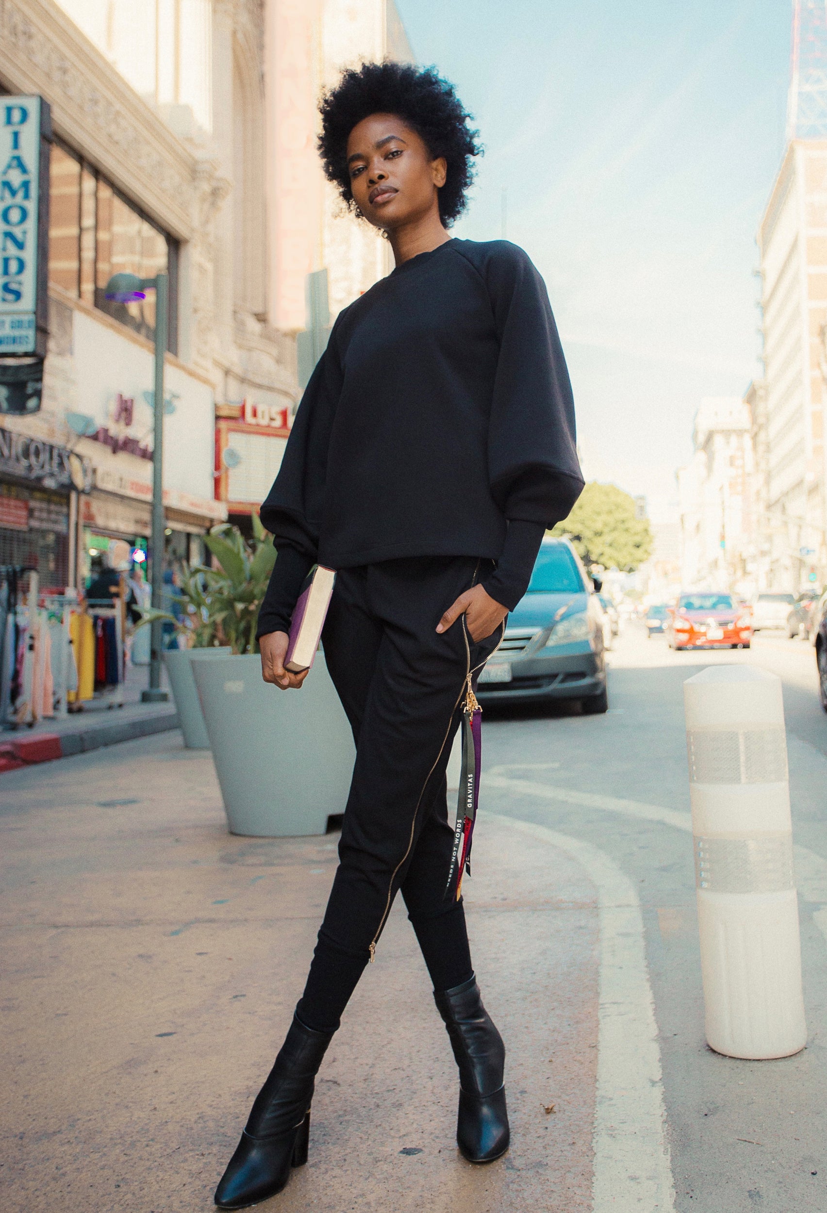 REBEL LUXE LEISURE PLUS SIZE SWEATSHIRT GRAVITAS
